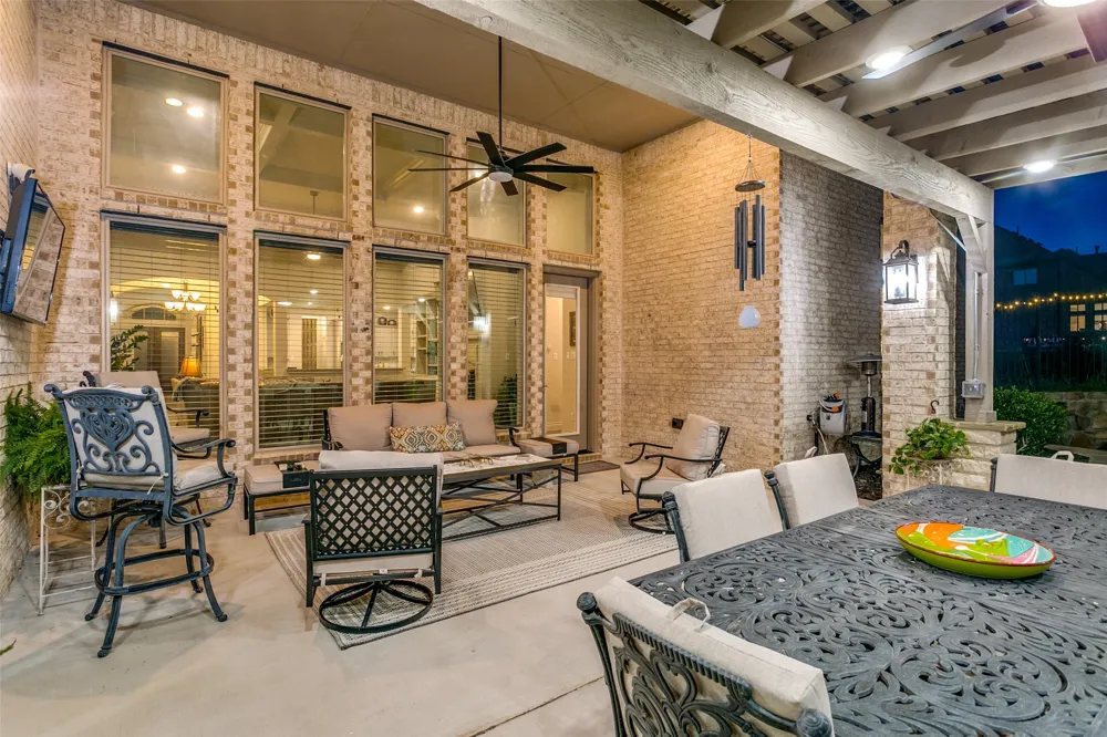 1024 Myers Park Trail Roanoke, TX 76262