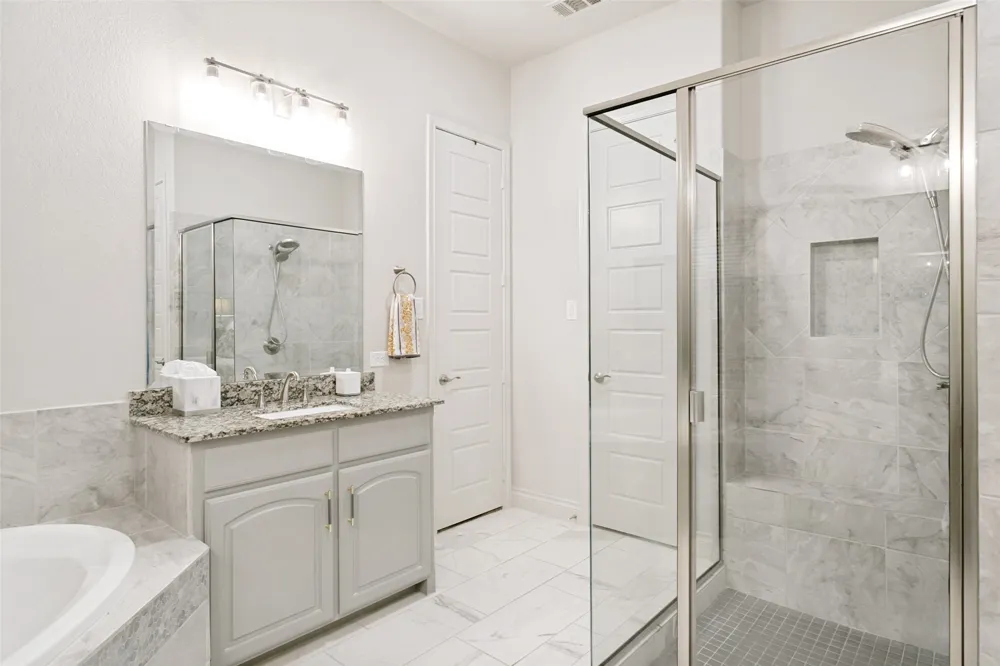 1024 Myers Park Trail Roanoke, TX 76262