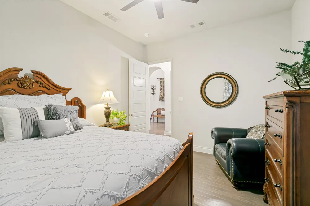 1024 Myers Park Trail Roanoke, TX 76262