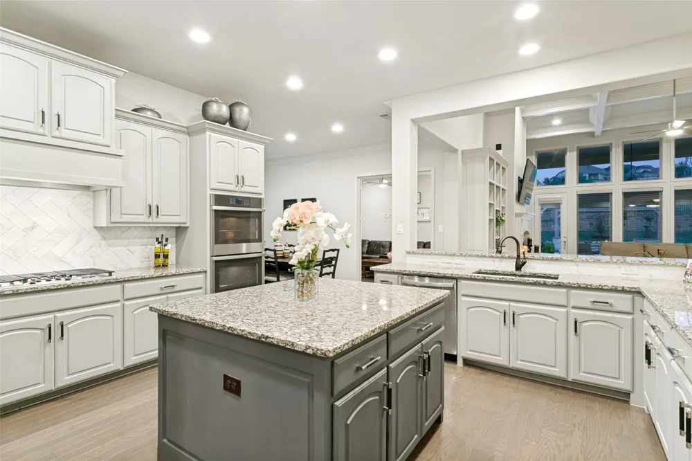 1024 Myers Park Trail Roanoke, TX 76262