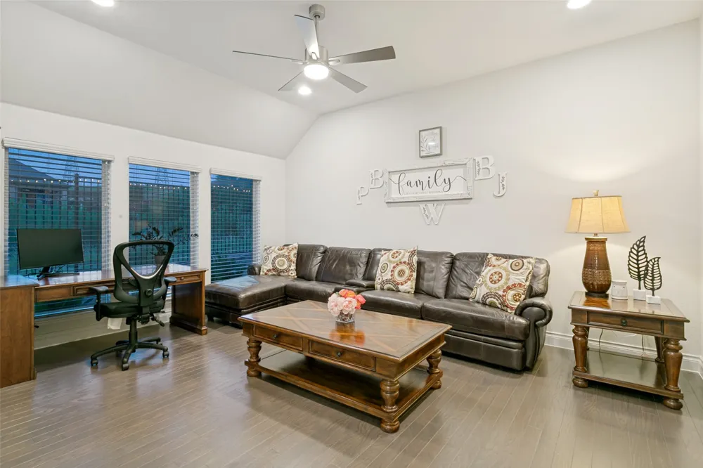 1024 Myers Park Trail Roanoke, TX 76262