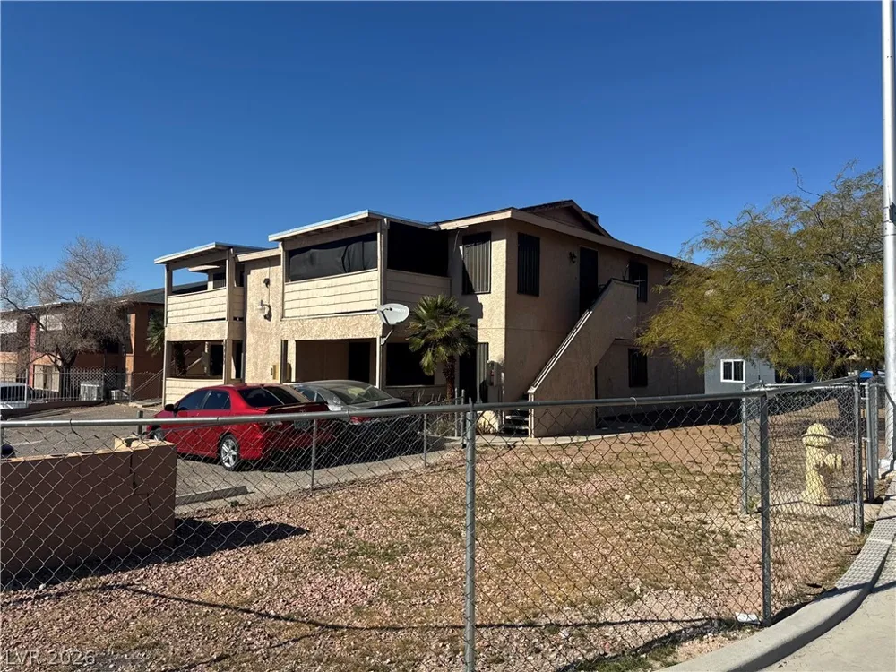 6990 Dunsbach Way Las Vegas, NV 89156