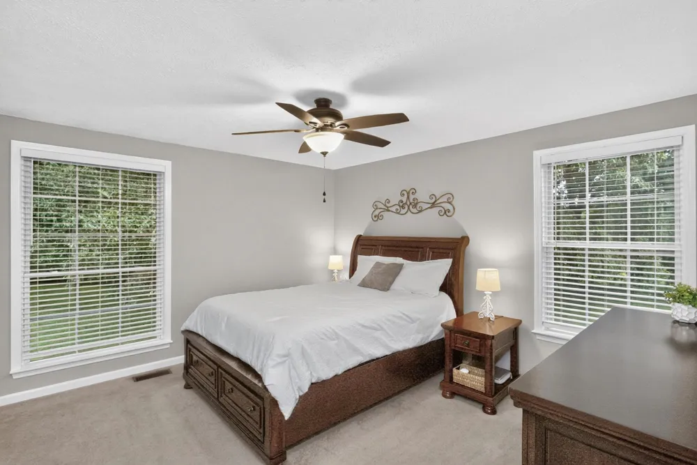 110 Needham Ln Burns, TN 37029