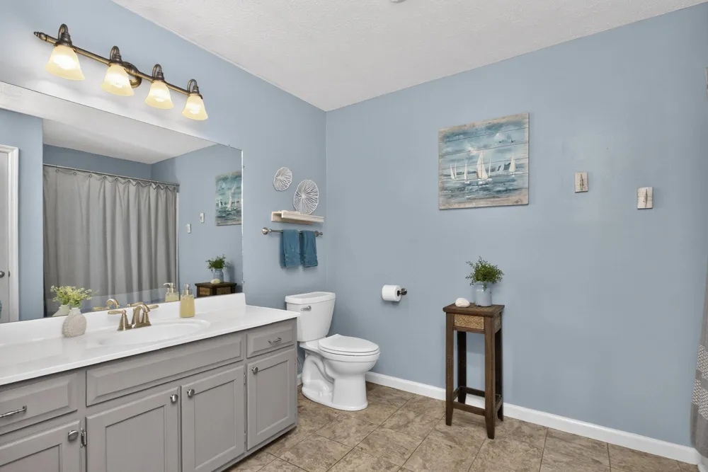 110 Needham Ln Burns, TN 37029