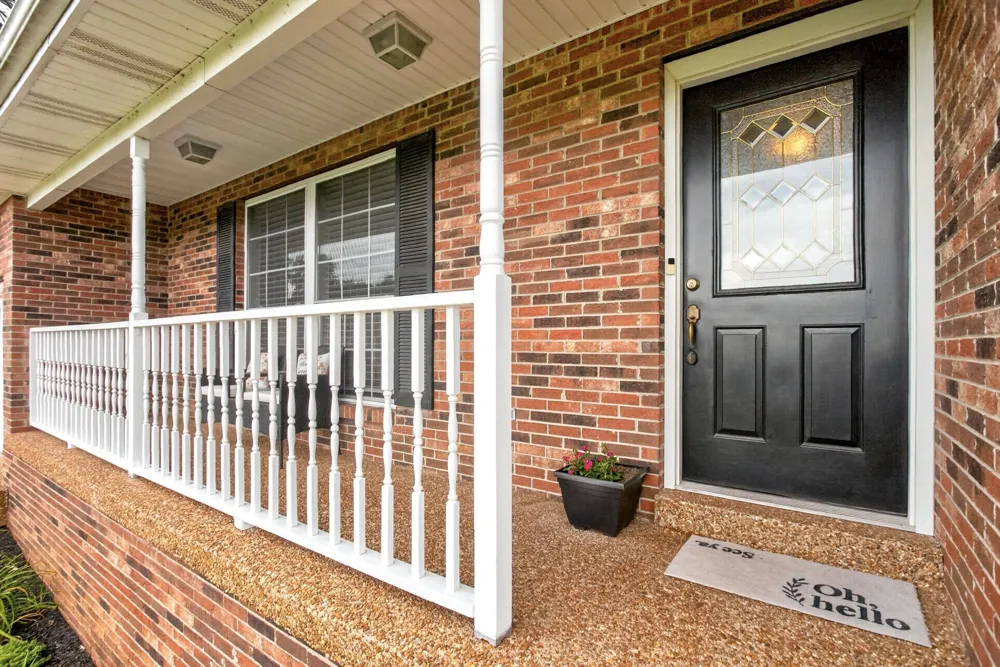 110 Needham Ln Burns, TN 37029