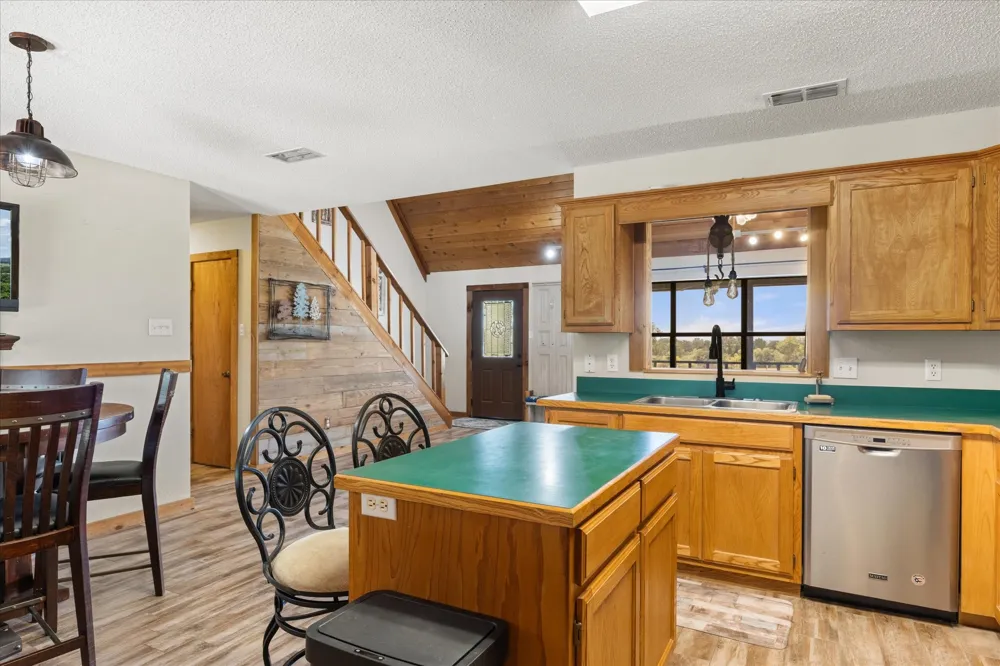 1170 Diamond Oaks Road Stephenville, TX 76401