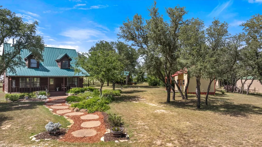 1170 Diamond Oaks Road Stephenville, TX 76401