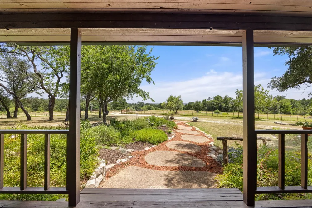 1170 Diamond Oaks Road Stephenville, TX 76401