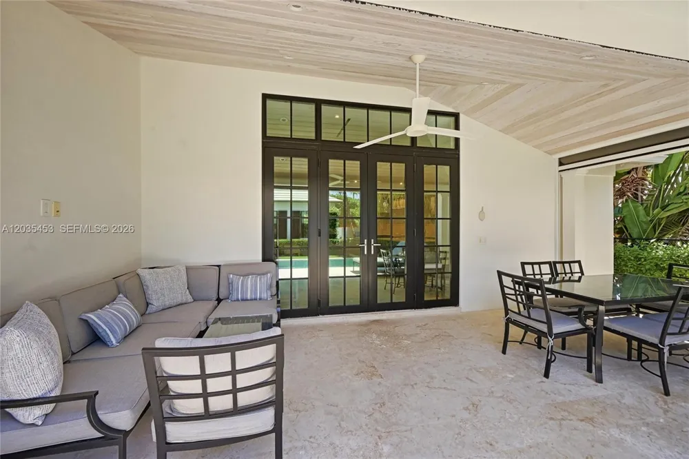 135 Chilean Ave Palm Beach, FL 33480