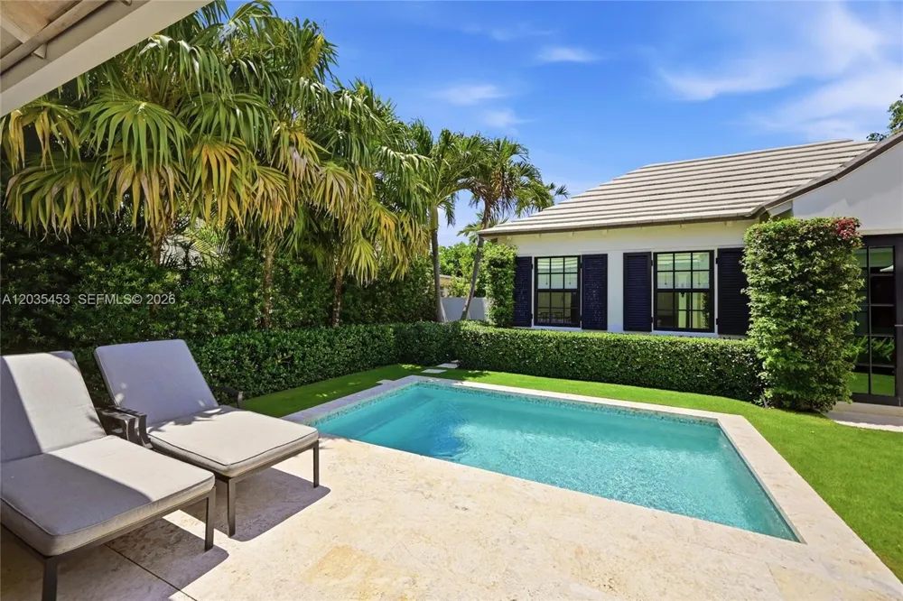 135 Chilean Ave Palm Beach, FL 33480