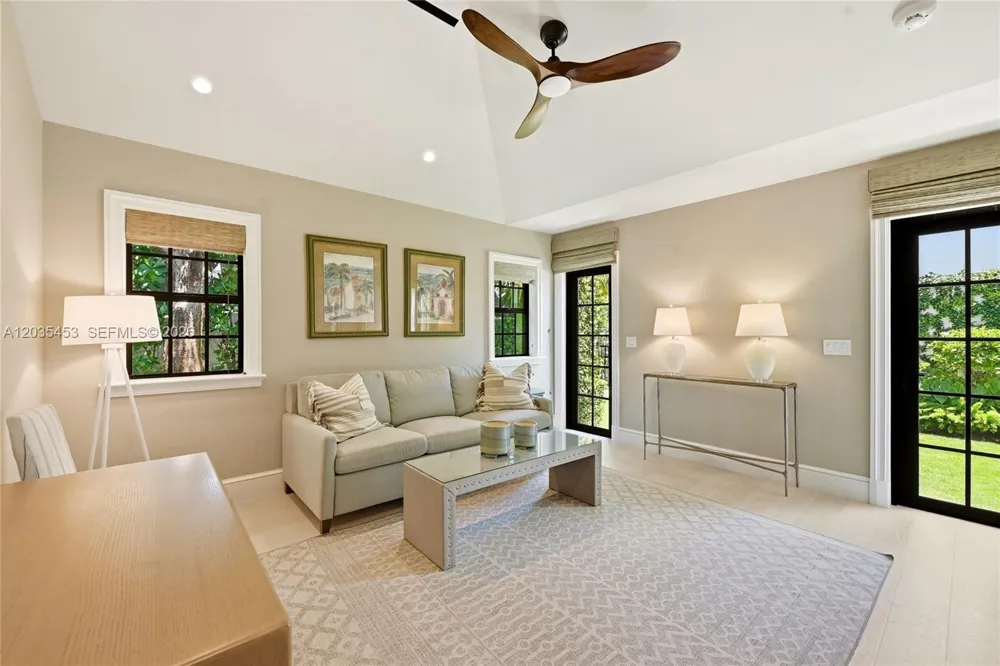 135 Chilean Ave Palm Beach, FL 33480