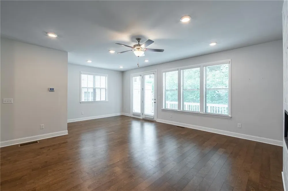 2701 Cedar Pine Way Doraville, GA 30360