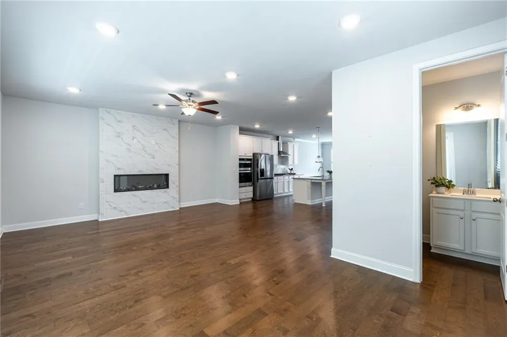 2701 Cedar Pine Way Doraville, GA 30360