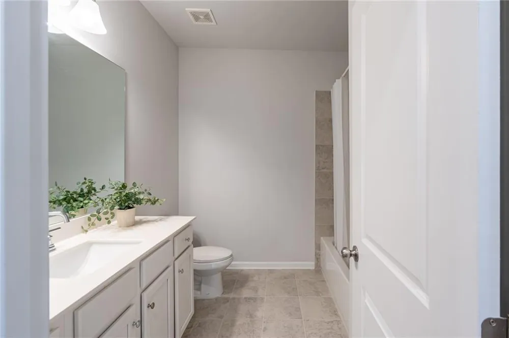 2701 Cedar Pine Way Doraville, GA 30360