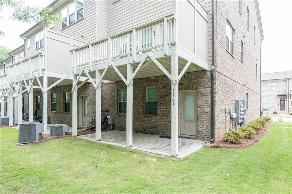 2701 Cedar Pine Way Doraville, GA 30360