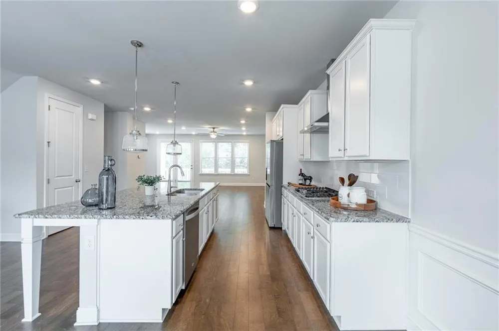 2701 Cedar Pine Way Doraville, GA 30360