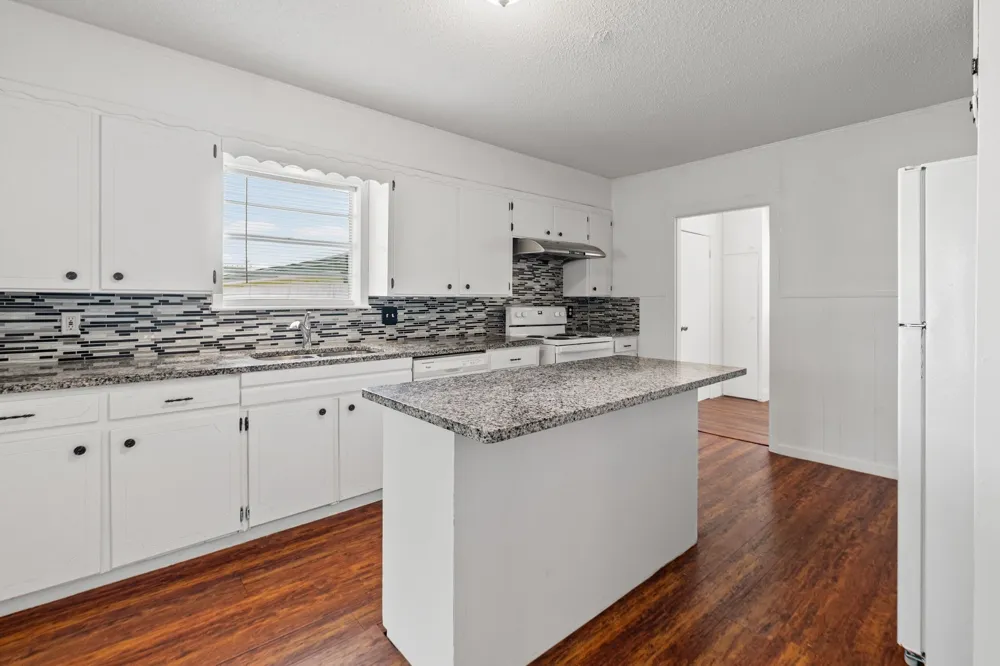 1050 W Dallas Avenue Cooper, TX 75432
