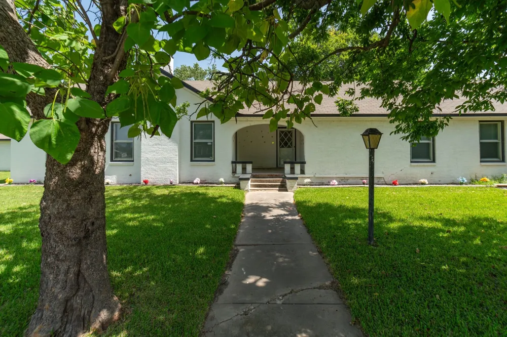 1050 W Dallas Avenue Cooper, TX 75432