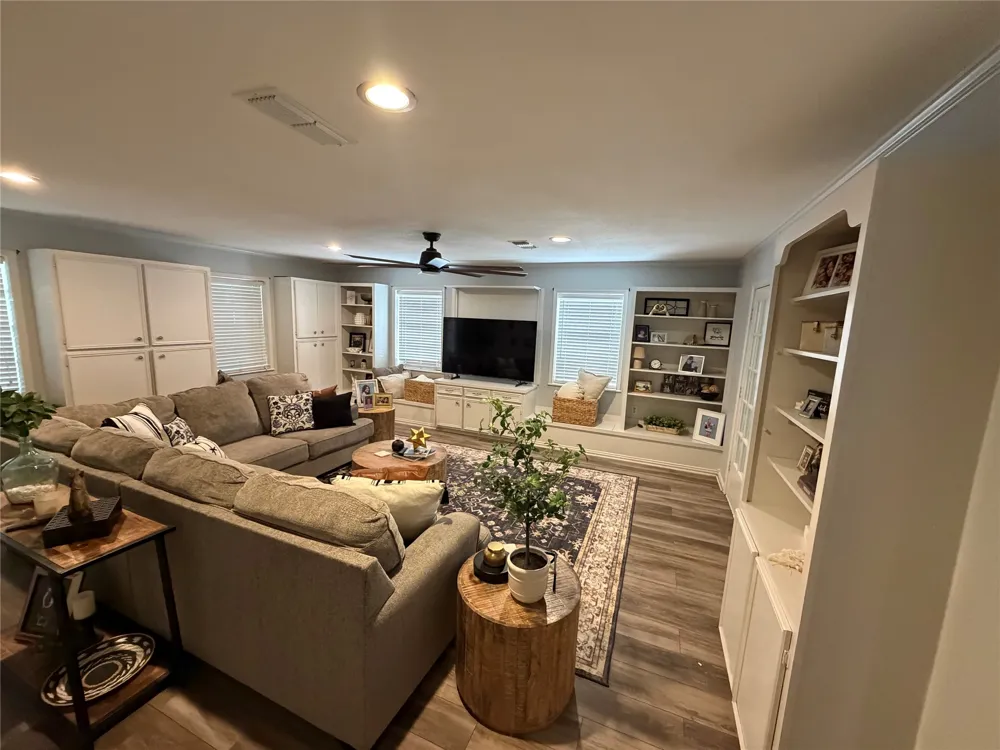401 S Ross Avenue Mexia, TX 76667