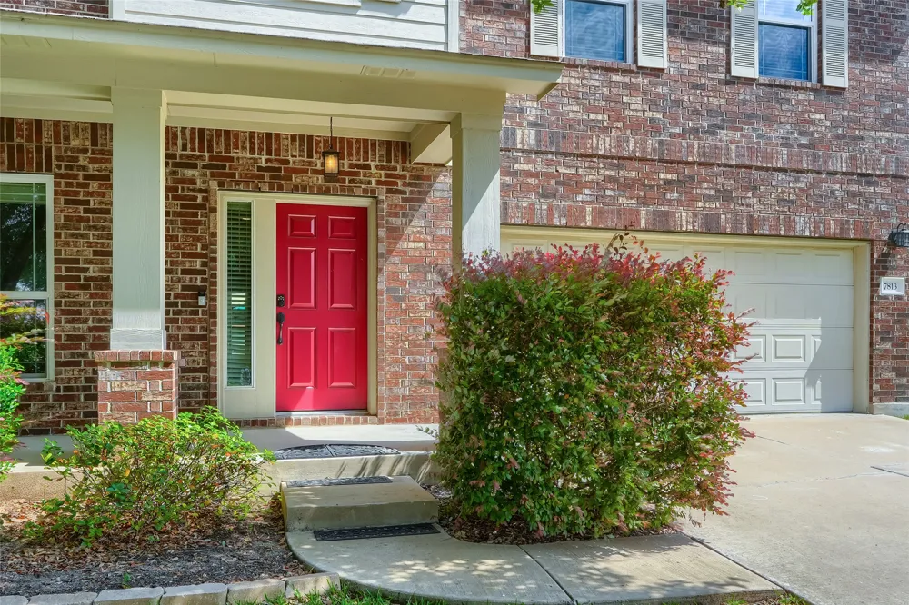7813 Squirrel Hollow Drive Georgetown, TX 78628