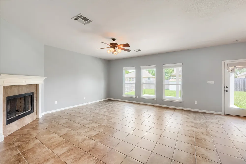 7813 Squirrel Hollow Drive Georgetown, TX 78628