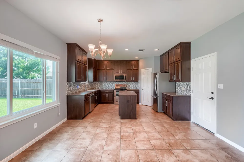 7813 Squirrel Hollow Drive Georgetown, TX 78628