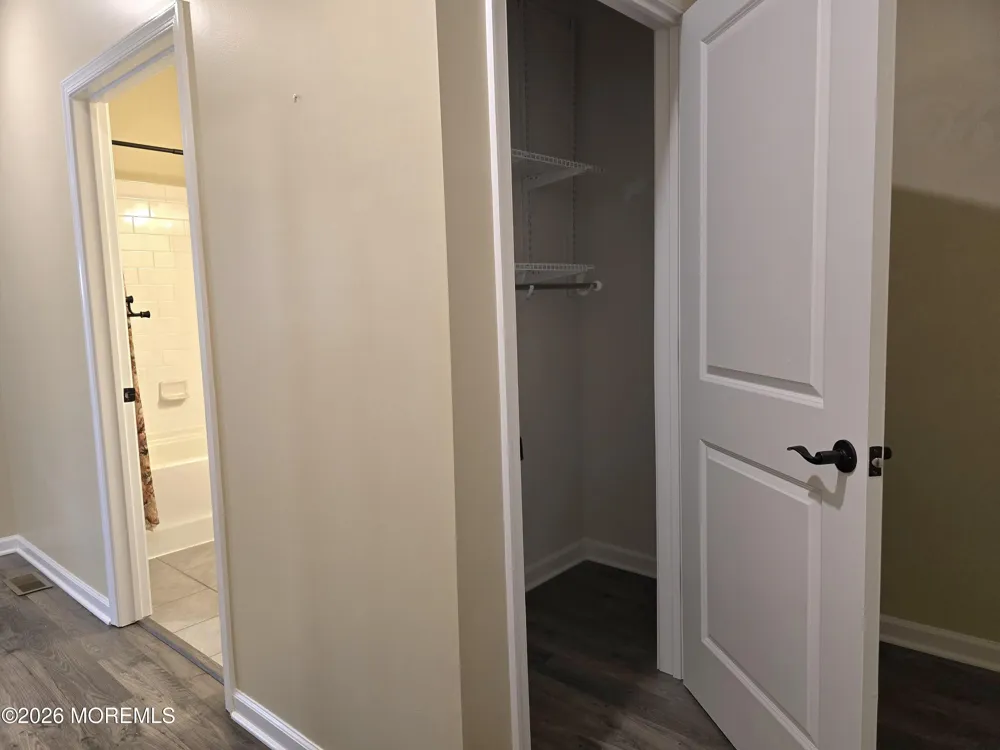86 Bennet Lane Manahawkin, NJ 08050