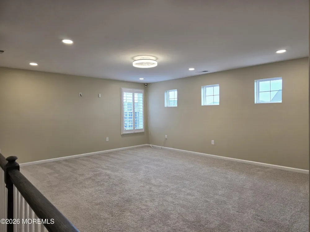 86 Bennet Lane Manahawkin, NJ 08050
