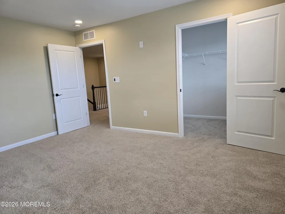 86 Bennet Lane Manahawkin, NJ 08050
