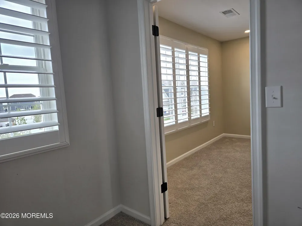86 Bennet Lane Manahawkin, NJ 08050