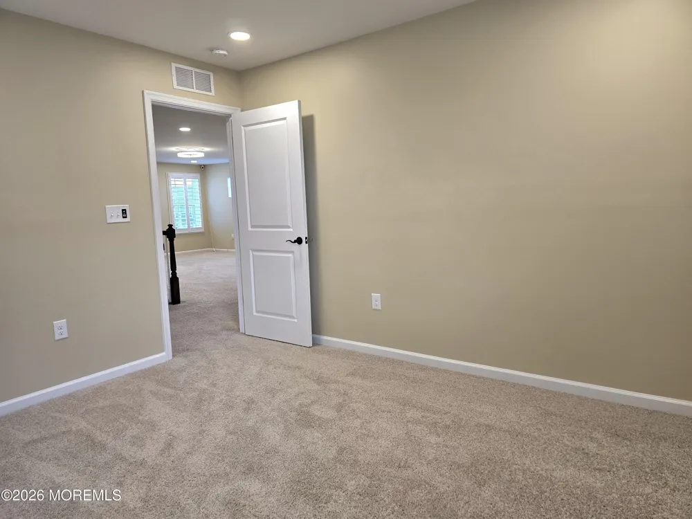 86 Bennet Lane Manahawkin, NJ 08050