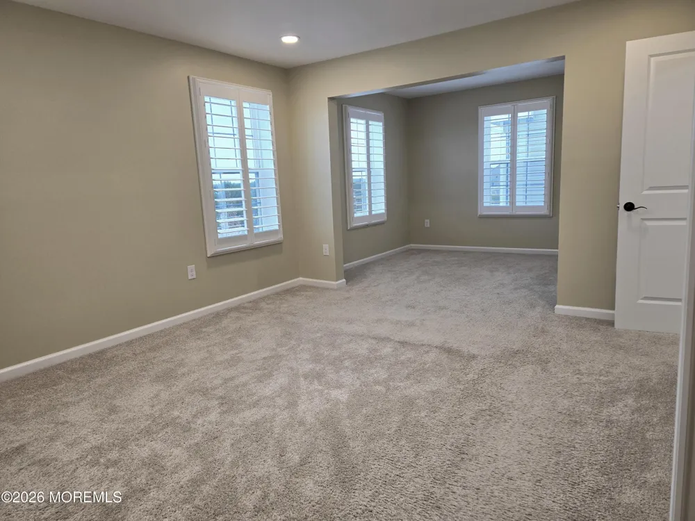 86 Bennet Lane Manahawkin, NJ 08050