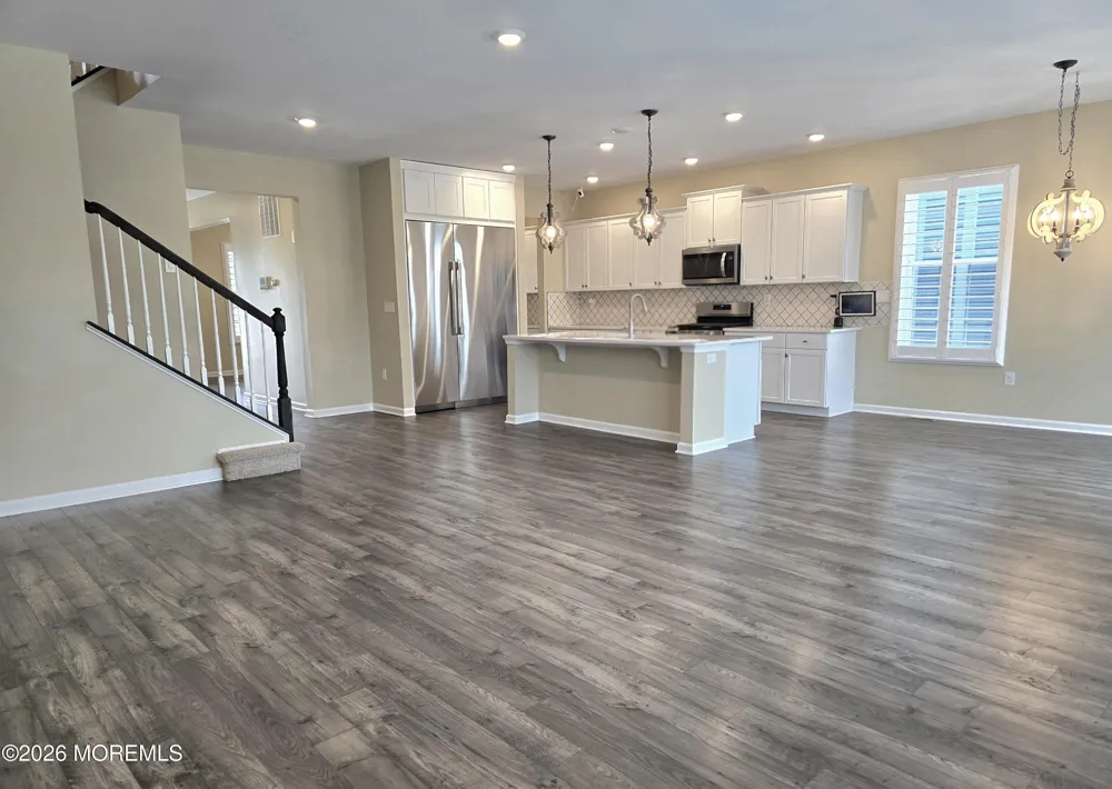 86 Bennet Lane Manahawkin, NJ 08050