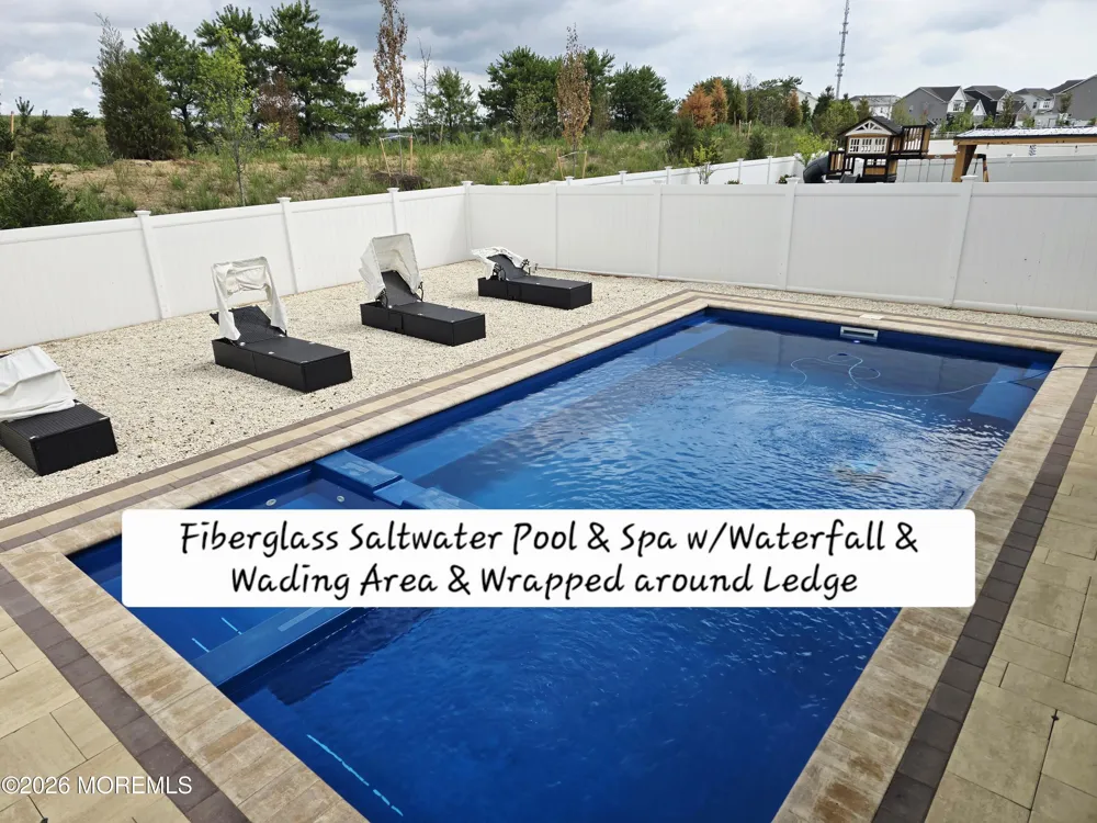 86 Bennet Lane Manahawkin, NJ 08050