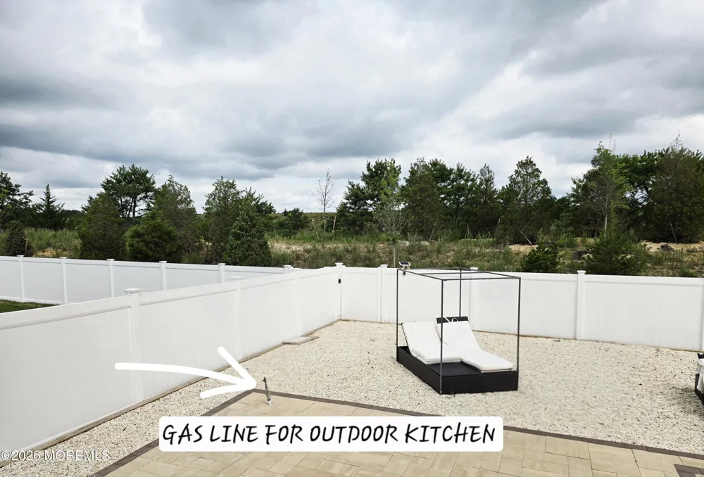86 Bennet Lane Manahawkin, NJ 08050