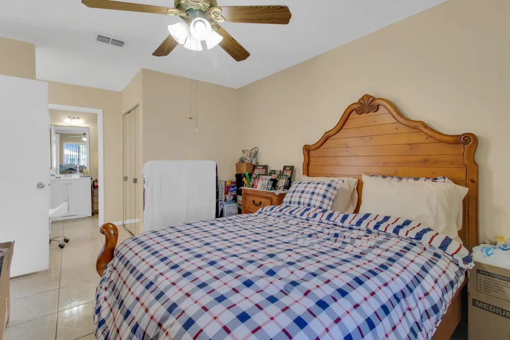 5617 Blue Shadows Court #4 Orlando, FL 32811