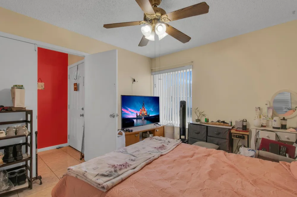 5617 Blue Shadows Court #4 Orlando, FL 32811