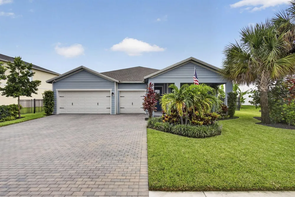 1201 Harvester Crossing Loxahatchee, FL 33470