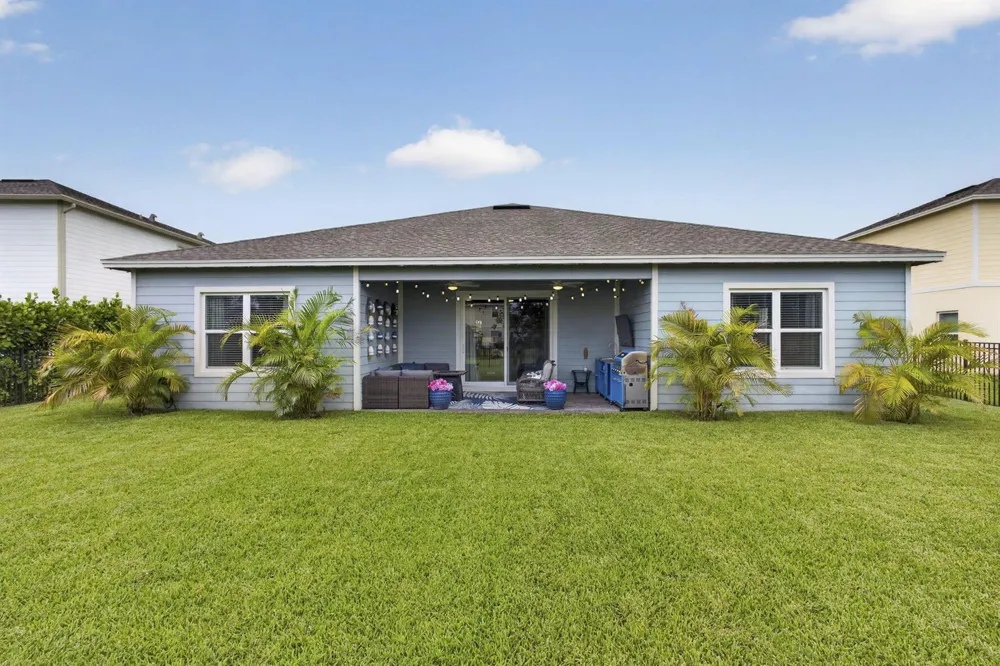 1201 Harvester Crossing Loxahatchee, FL 33470