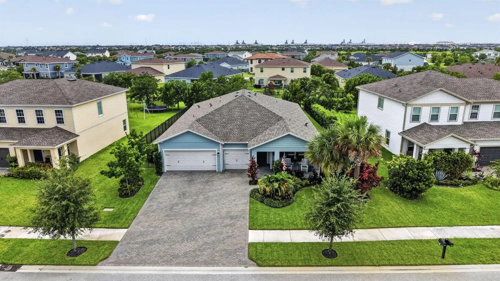 1201 Harvester Crossing Loxahatchee, FL 33470