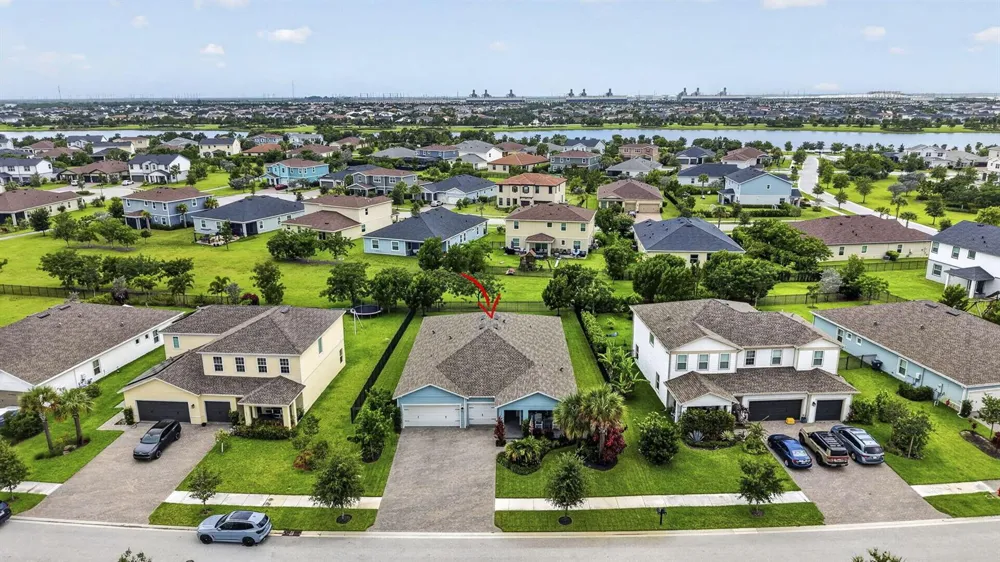 1201 Harvester Crossing Loxahatchee, FL 33470