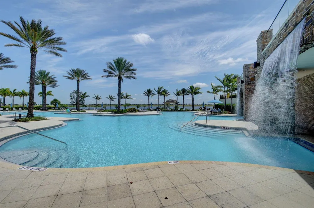1201 Harvester Crossing Loxahatchee, FL 33470