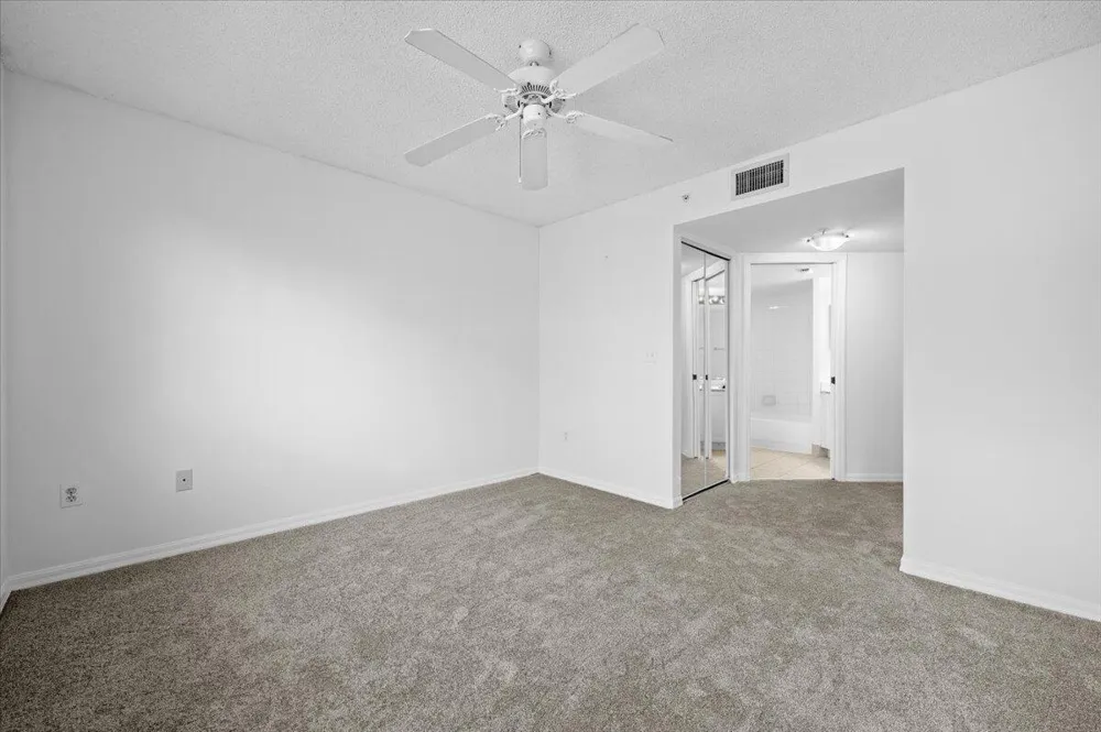 200 Crestwood Court #211 Royal Palm Beach, FL 33411