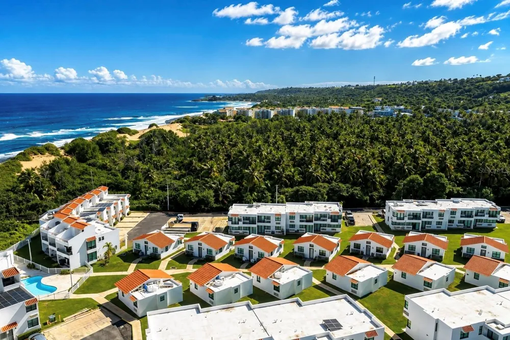 348 PR-4466 MARBELA CASA DE PLAYA #C-215 Isabela, PR 00662