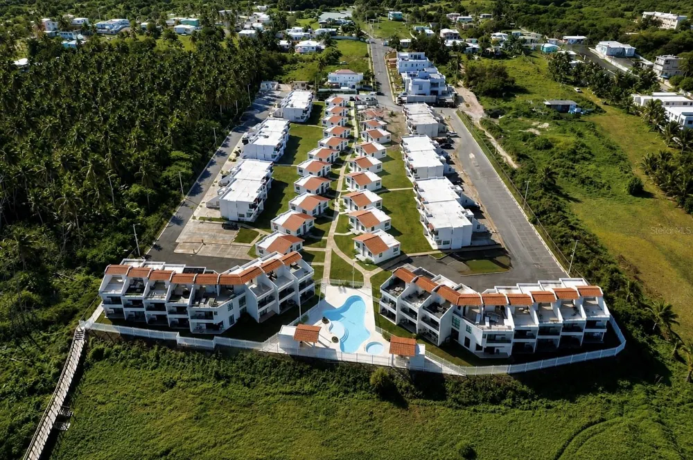 348 PR-4466 MARBELA CASA DE PLAYA #C-215 Isabela, PR 00662