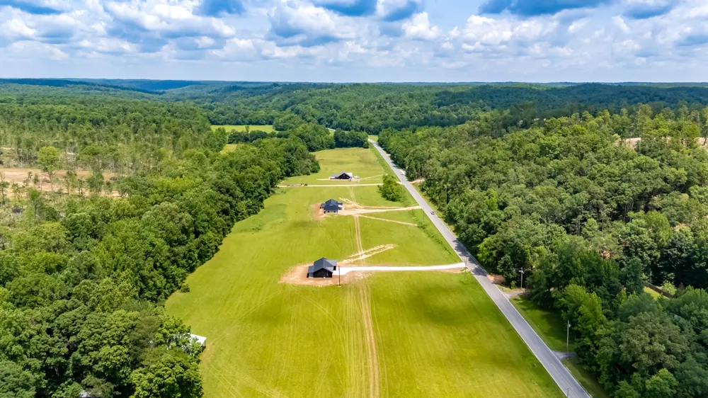2757 Lick Creek Road Linden, TN 37096