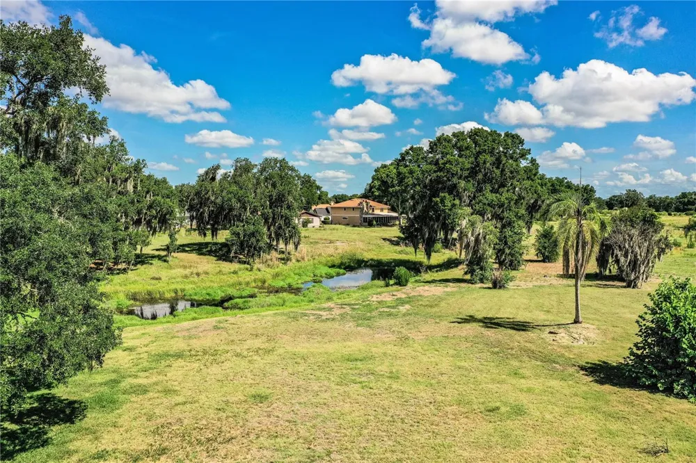 85 COUNTRY CLUB LANE Mulberry, FL 33860