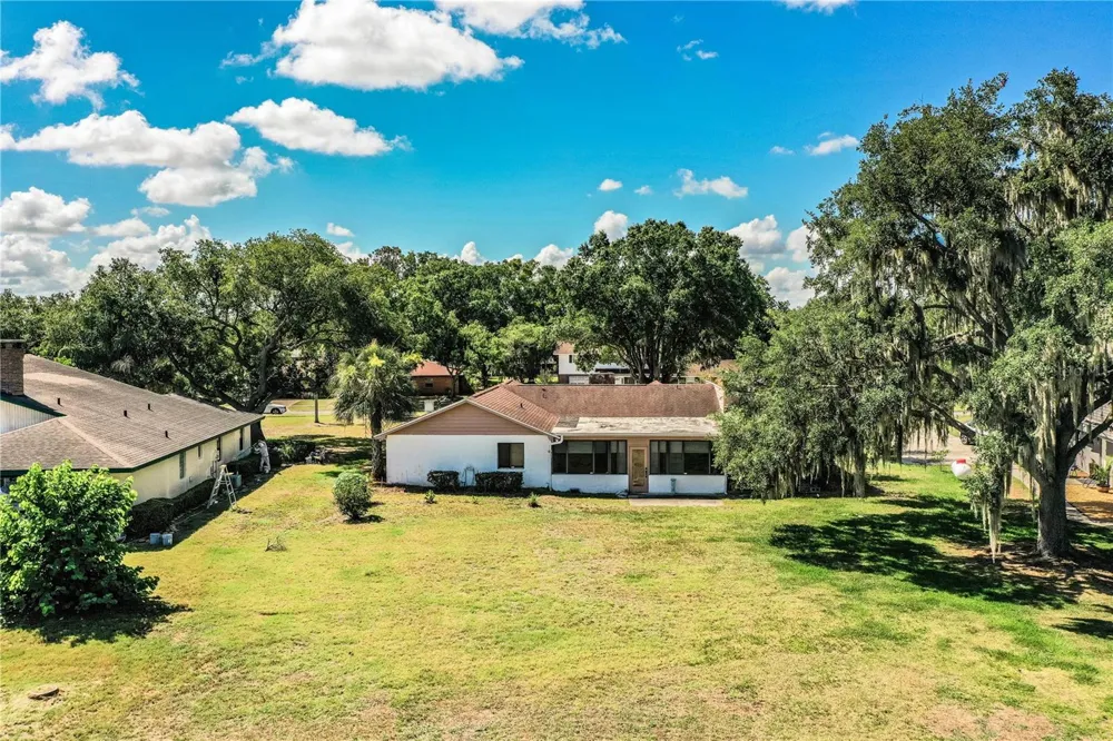 85 COUNTRY CLUB LANE Mulberry, FL 33860