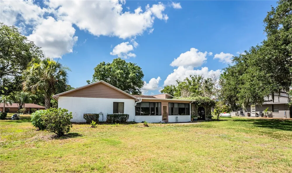 85 COUNTRY CLUB LANE Mulberry, FL 33860
