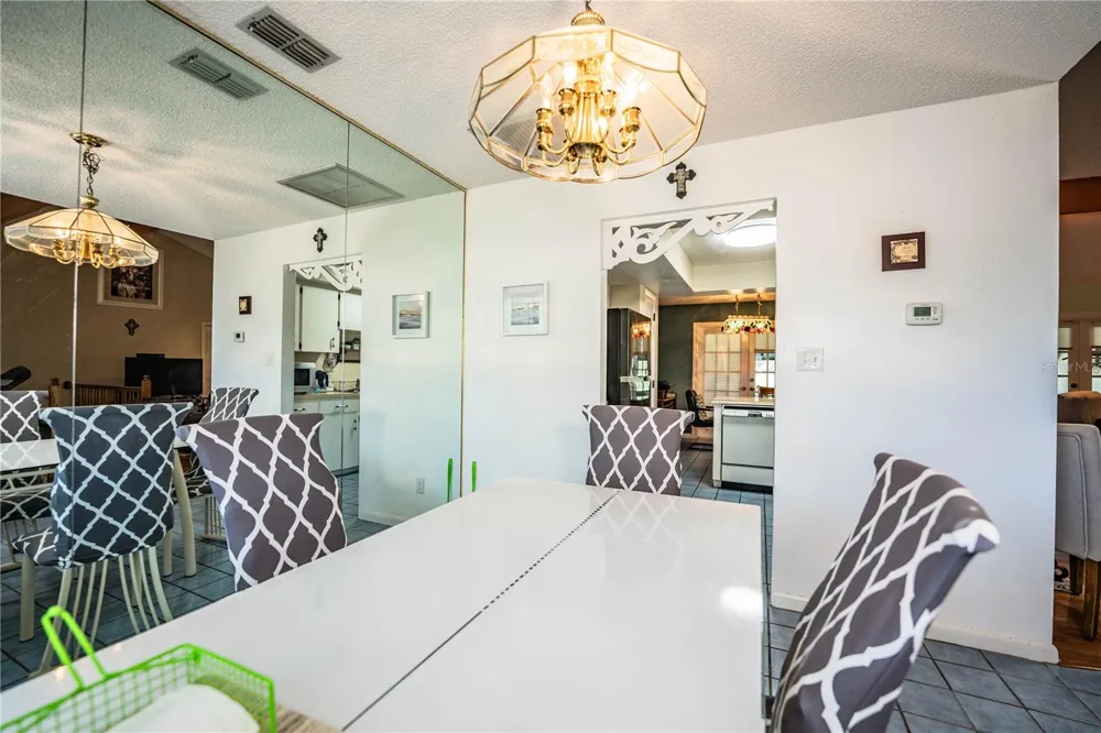85 COUNTRY CLUB LANE Mulberry, FL 33860